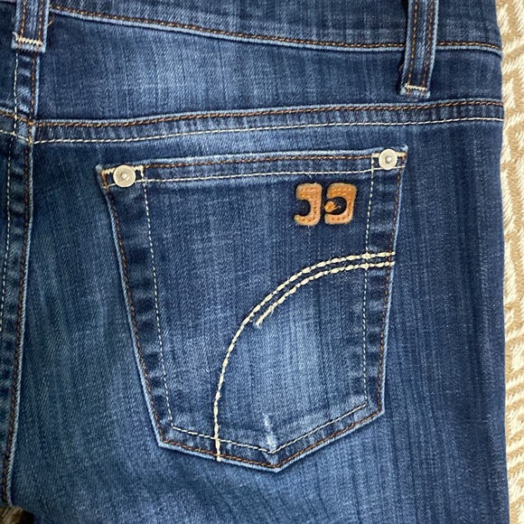 Joes socialite kicker crop pants sz 30. These are soooo cute ☺️ - Picture 3 of 7